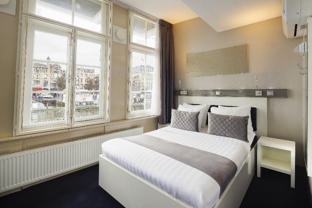 Double Room with canal view