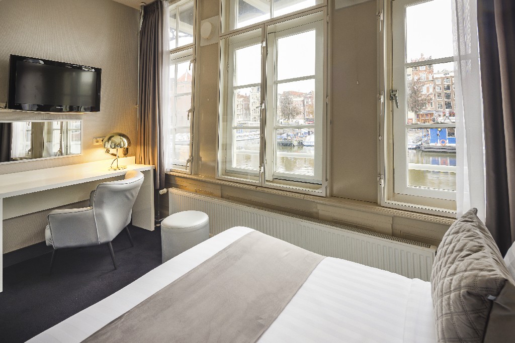 Double Room with canal view