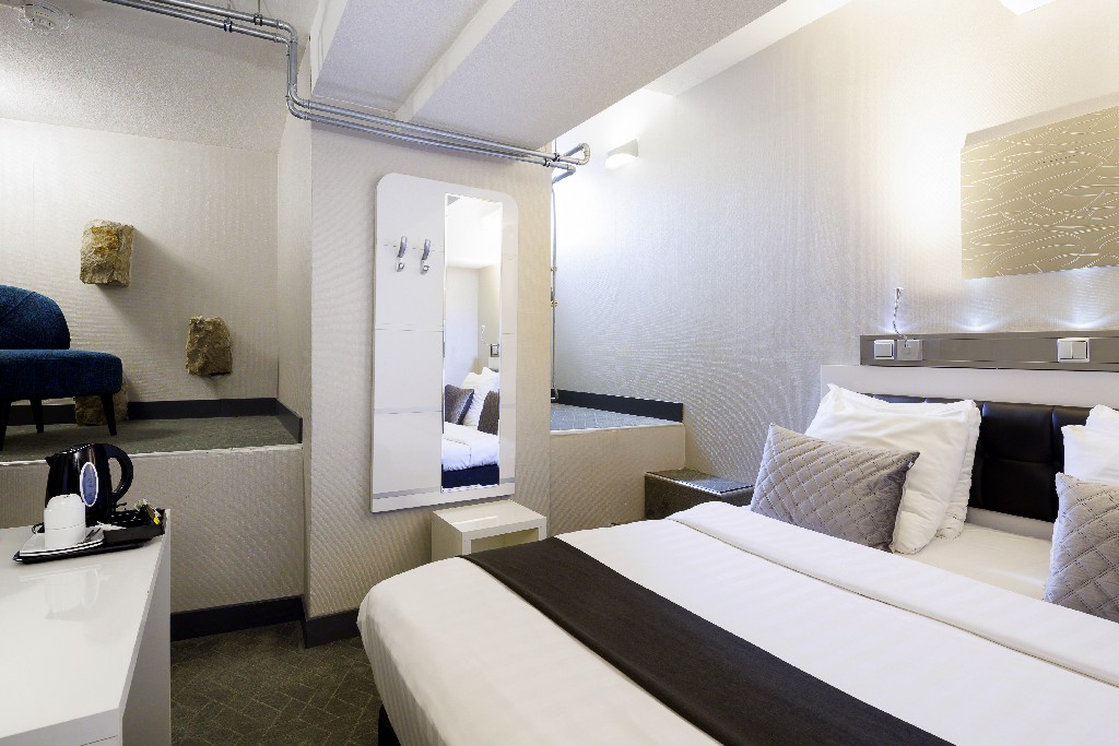 Souterrain Double Room (limited View)