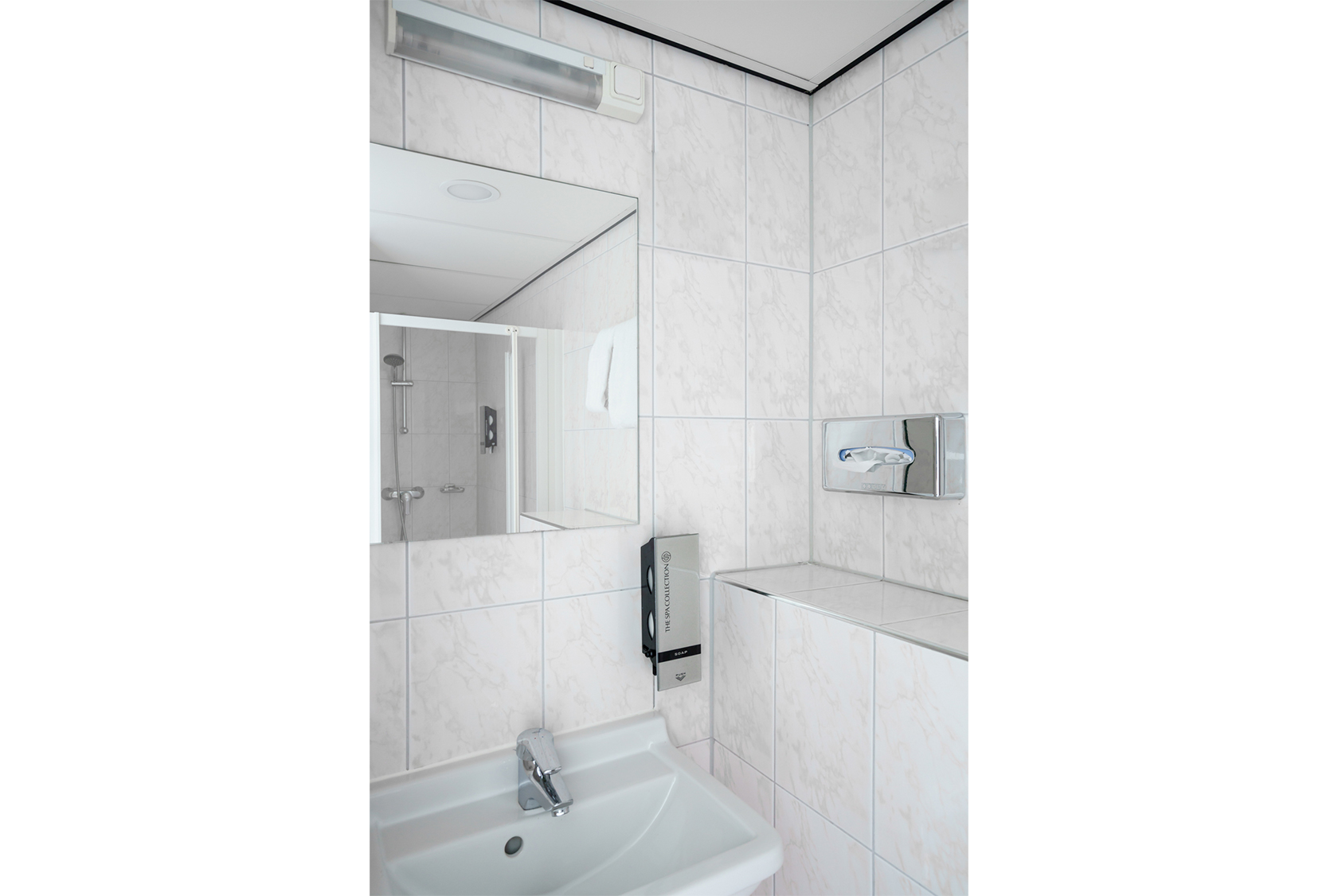 Basement Small Single Room with Limitied View