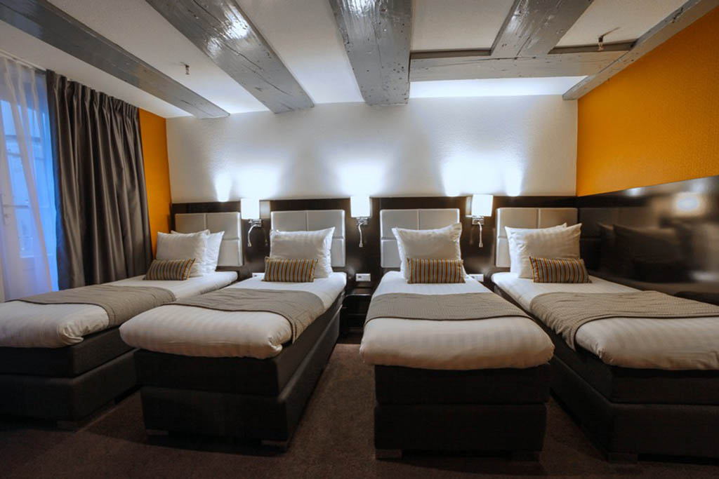 Souterrain Quad Room with Limited view