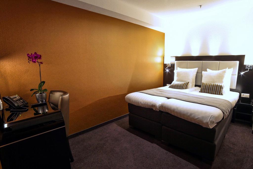 Souterrain Twin Room