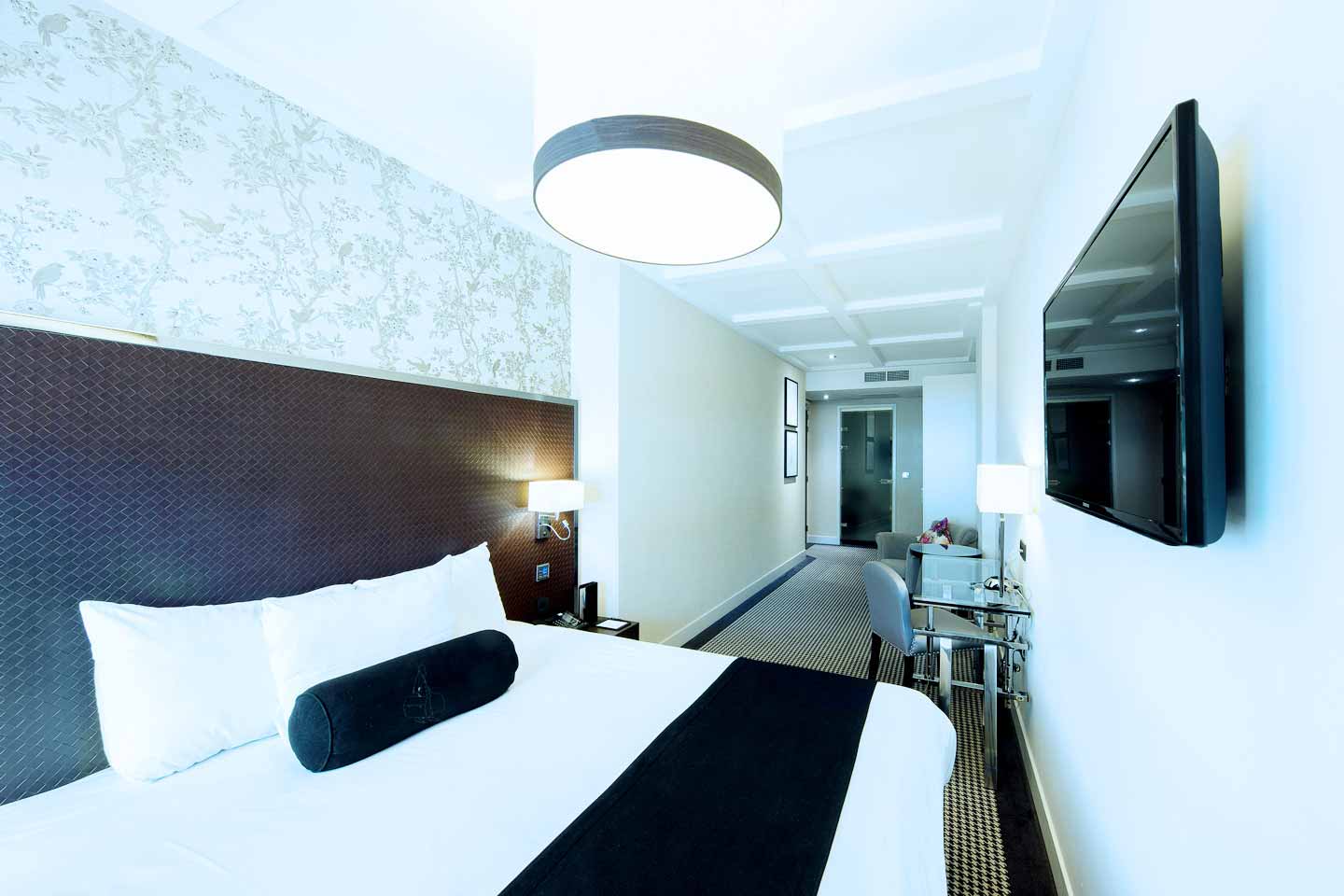 Double Deluxe Room