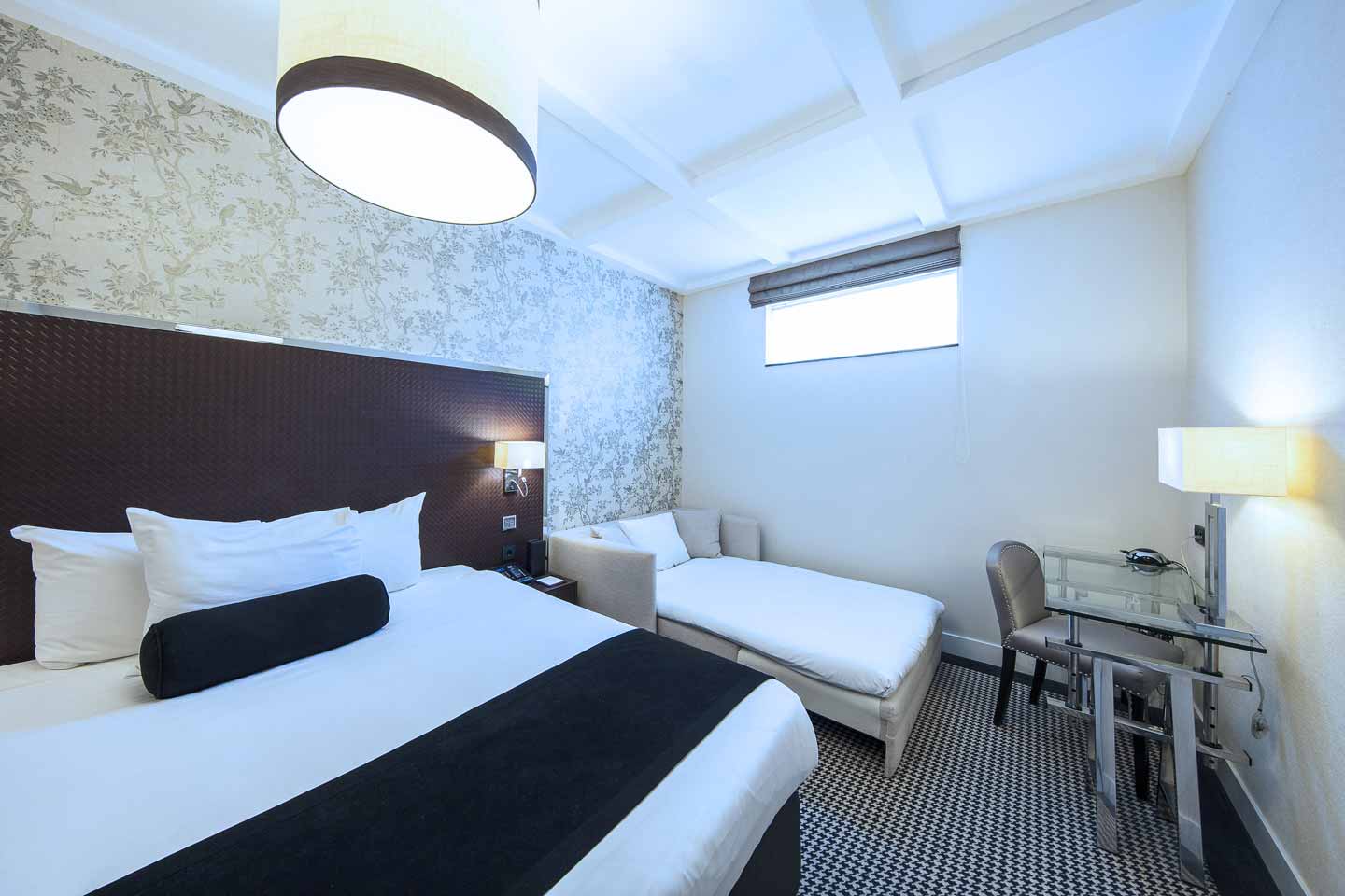 Souterrain Triple Room (Limited view)