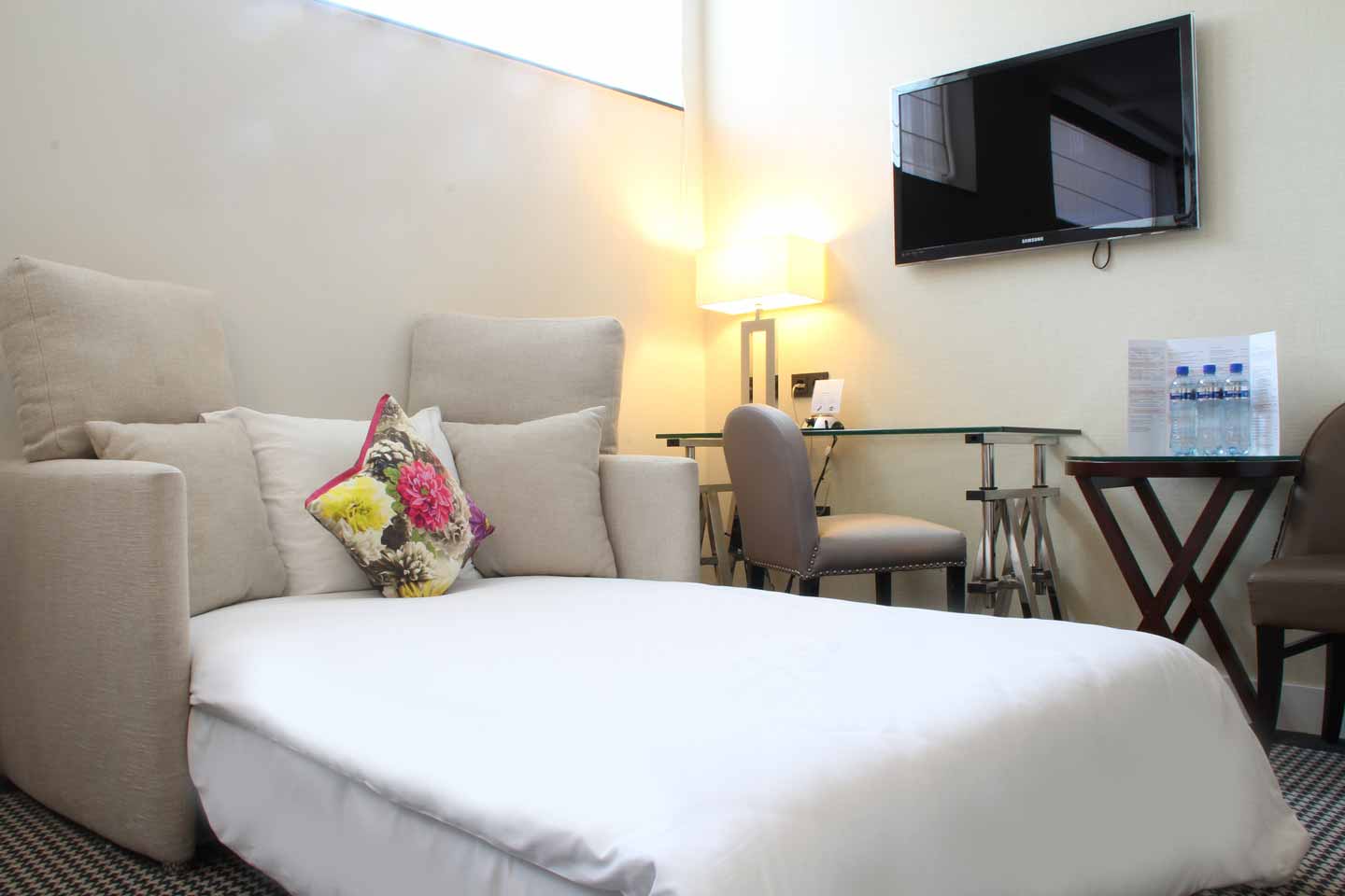 Souterrain Triple Room (Limited view)