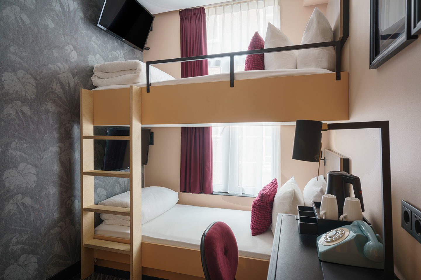 Small Twin Room with bunk bed