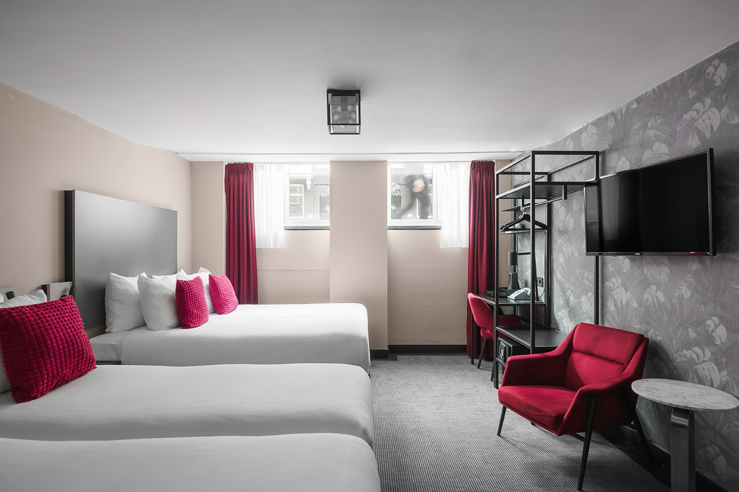Souterrain Quadruple Room