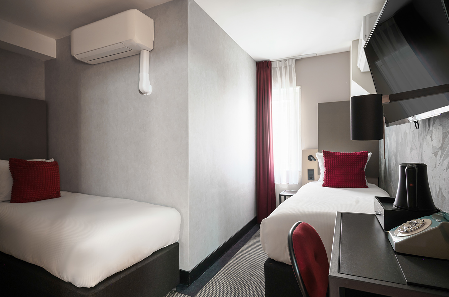Souterrain Twin Room