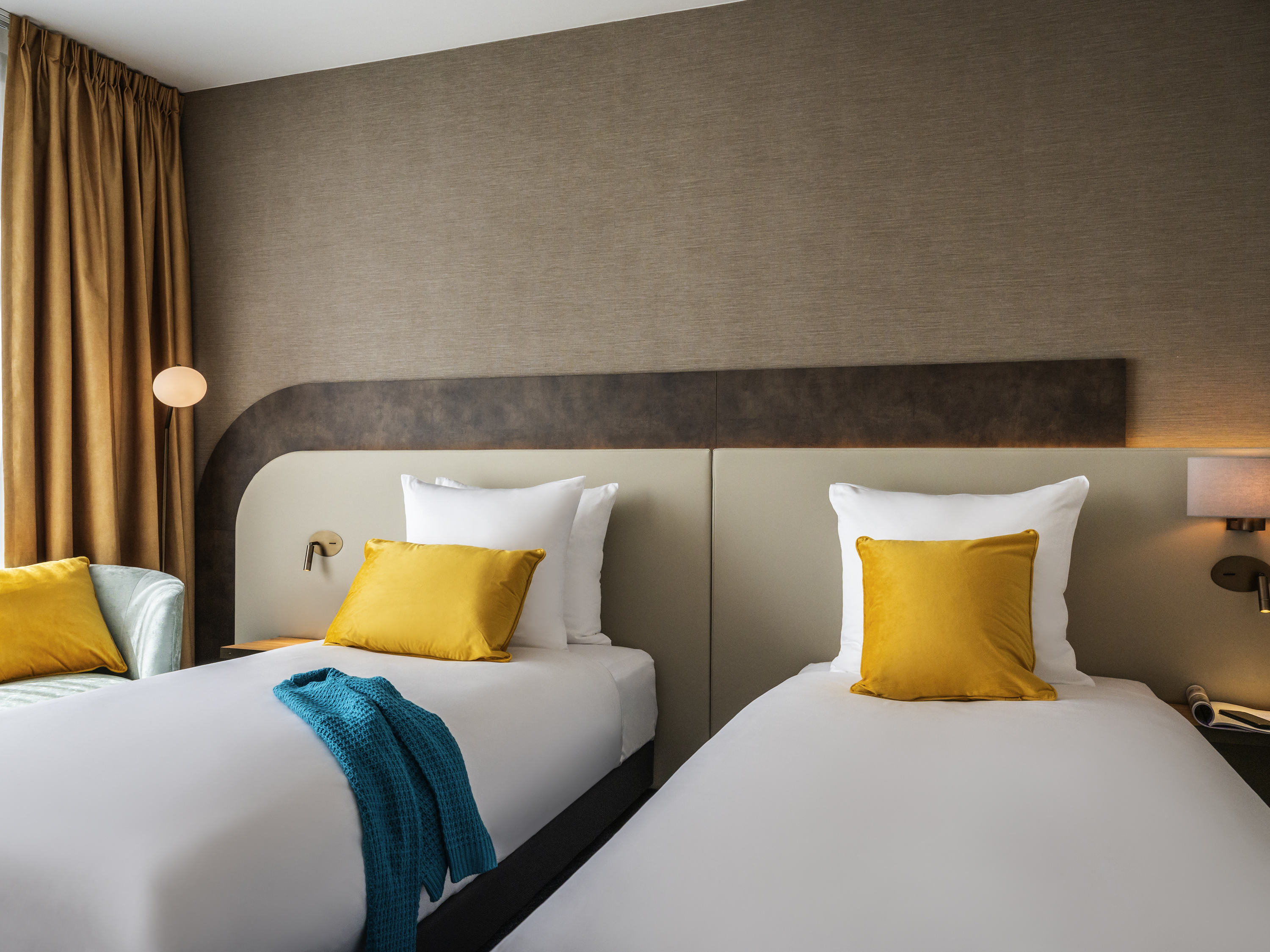 Standard Room with 2 single beds