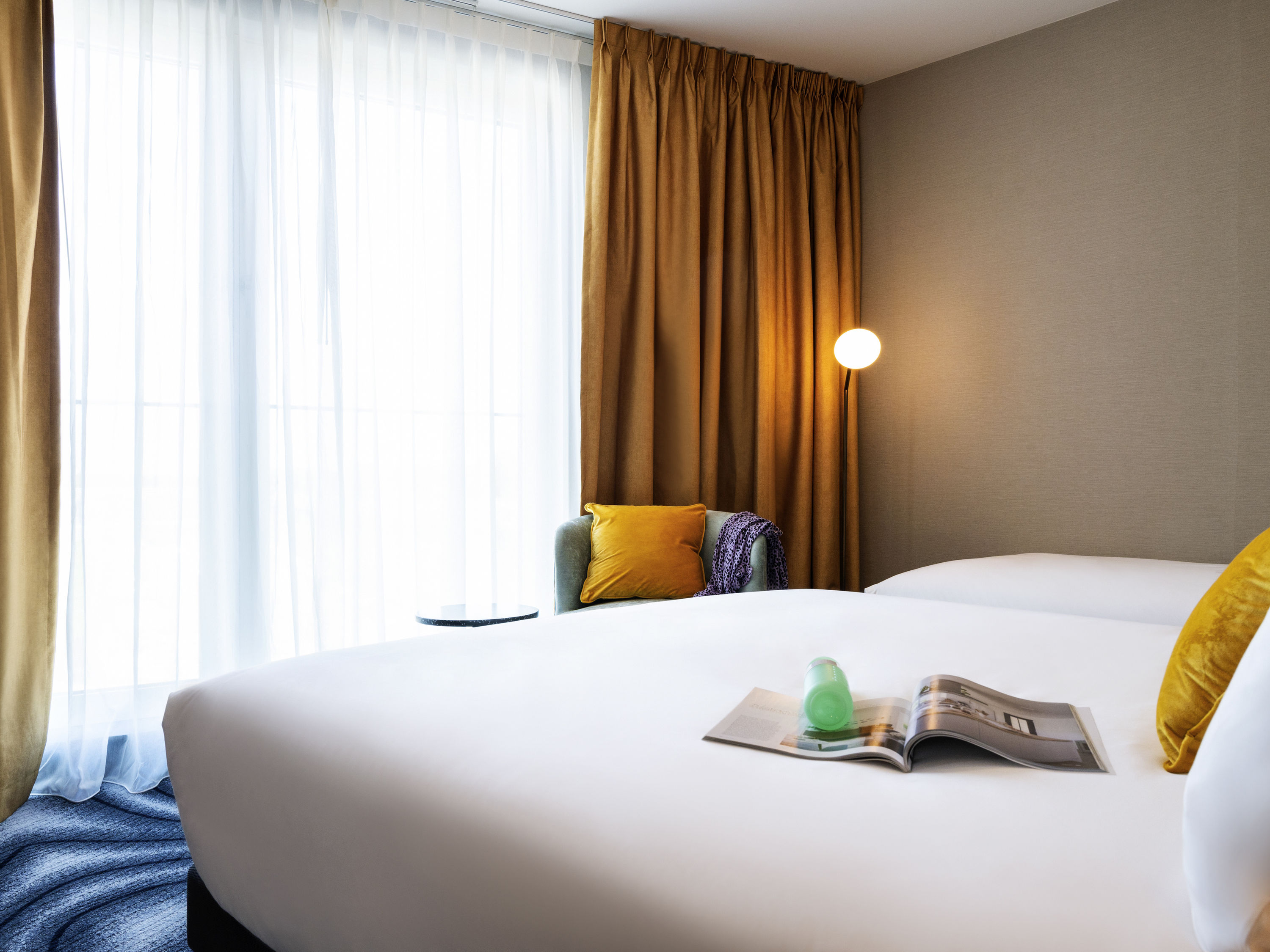 Superior Room with 1 double bed and 1 single bed