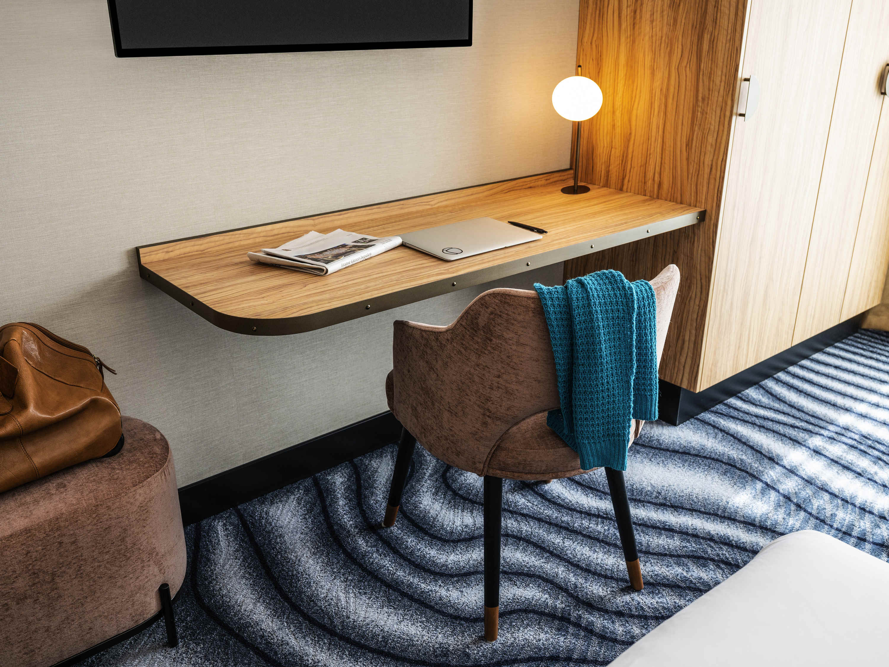 Superior Room with 3 single beds