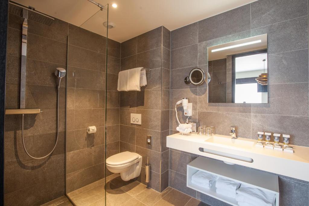 Classic Family Room with Double Bed and Sofa Bed