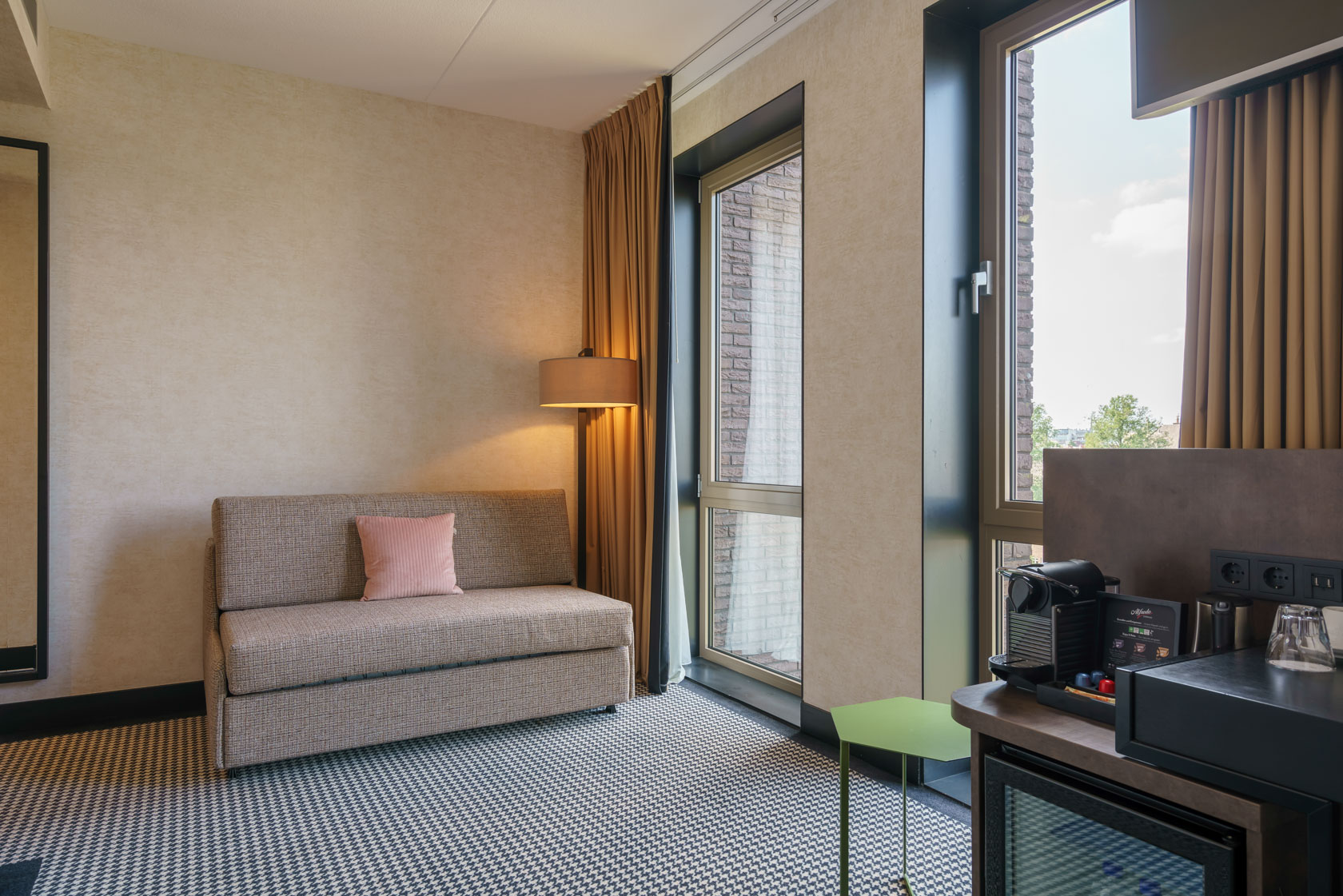 Superior Double Room with sofa bed with canal view
