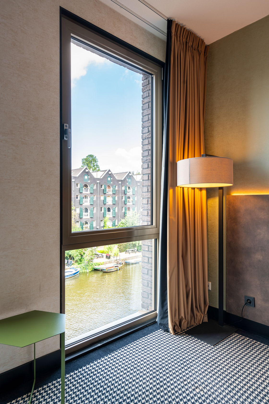 Twin Room with canal view