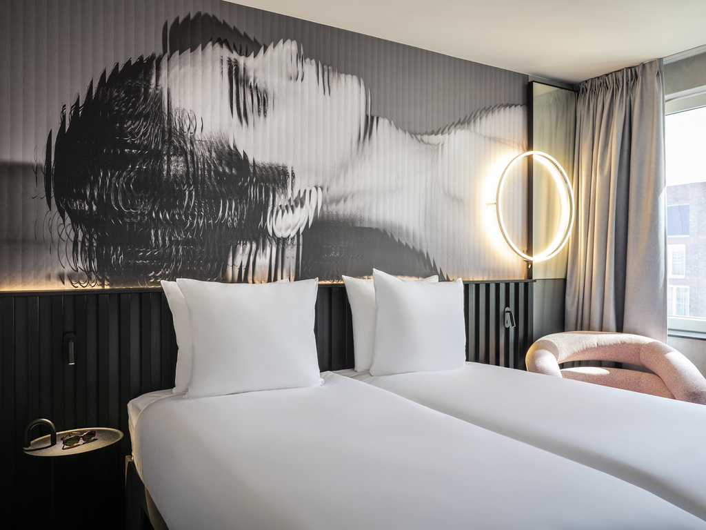 Twin Room with 2 single beds